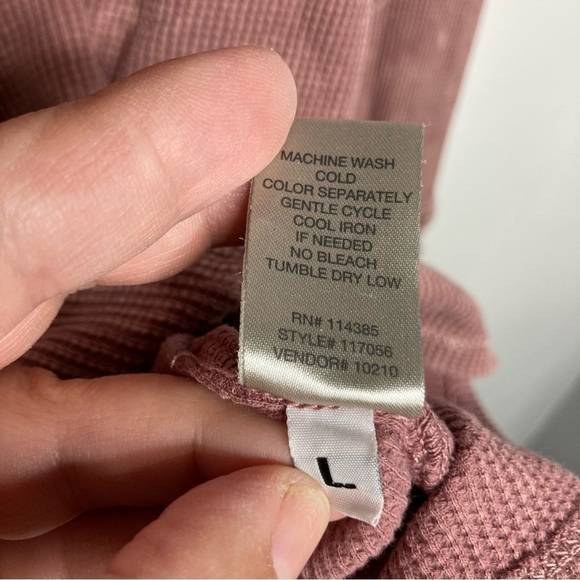 BKE acid wash waffle Knit top size small - Picture 7 of 9